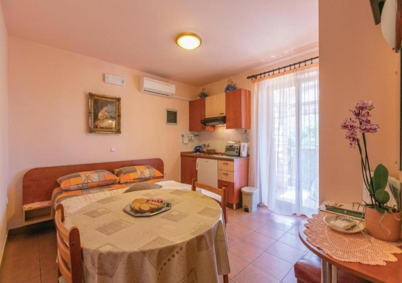 Adria Vrsar Apartment Exterior foto